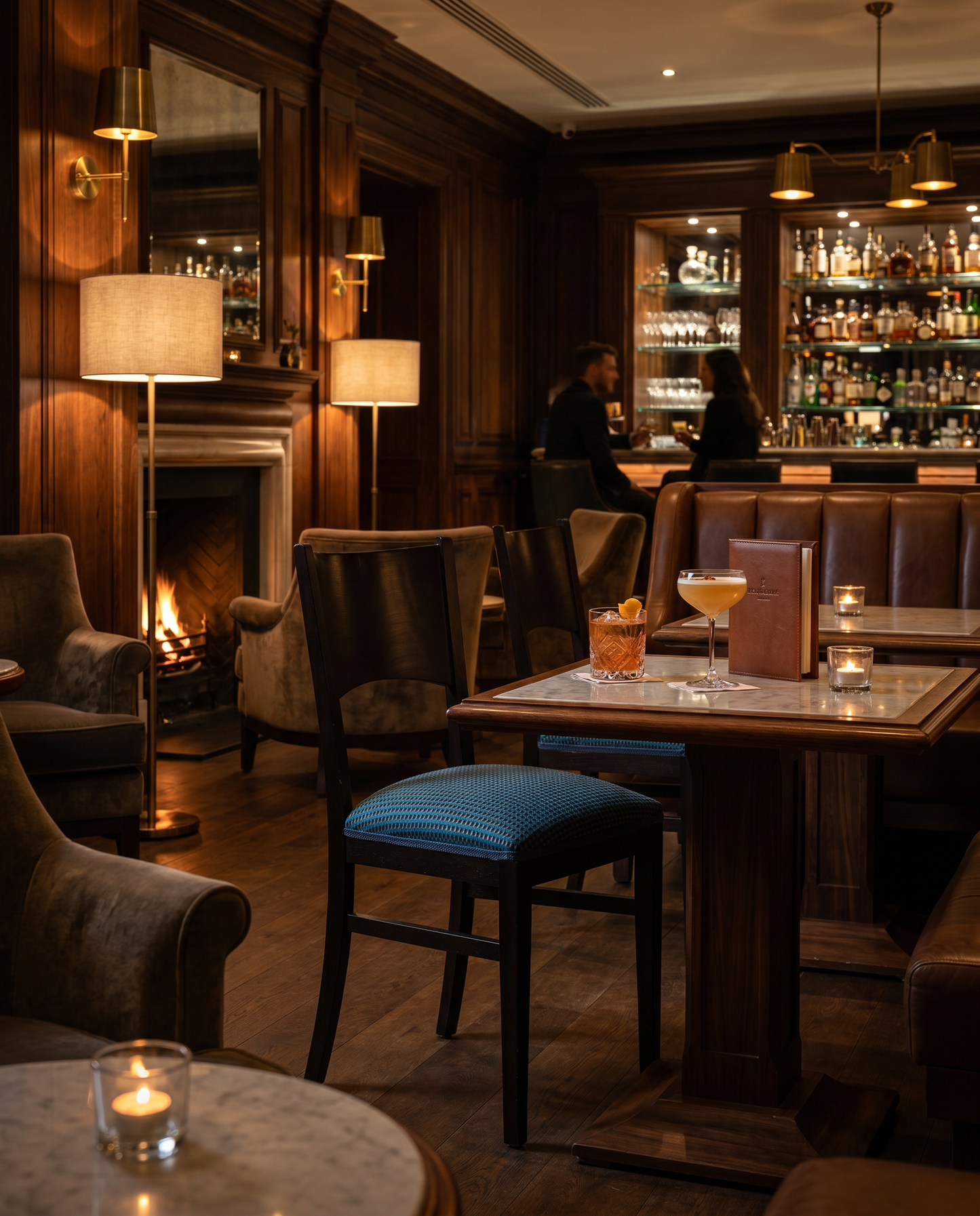 Mayfair ahşap sandalye - otel lounge bar