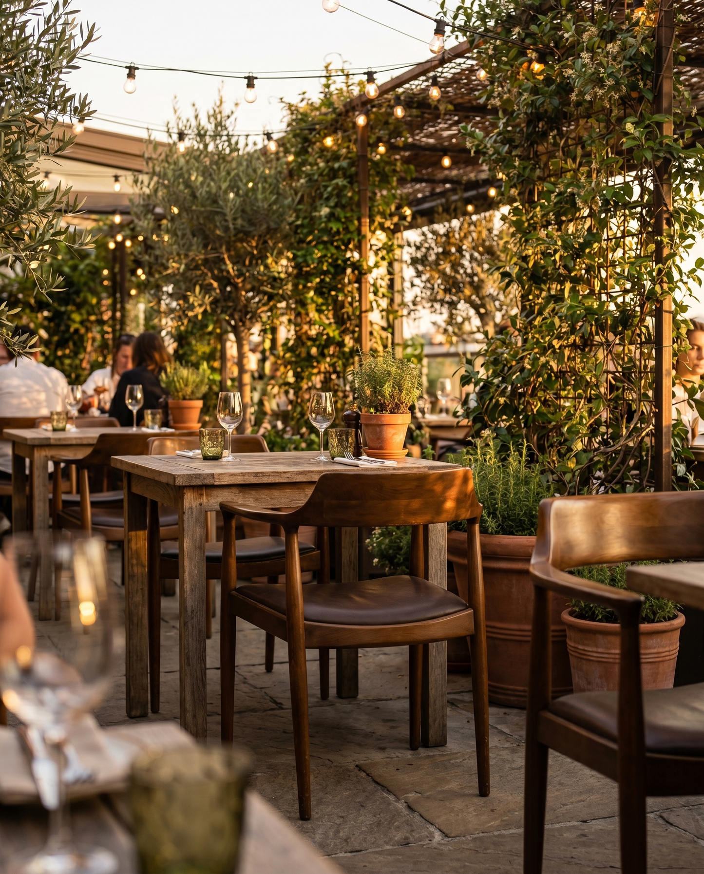 Granada ahşap sandalye - restoran terası